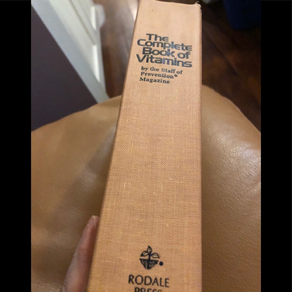 💊 The Complete Book of Vitamins
